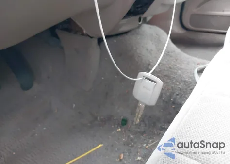 2005 Mercury Grand Marquis Gs z USA, uszkodzony, nr VIN 2MEFM74W35X635260